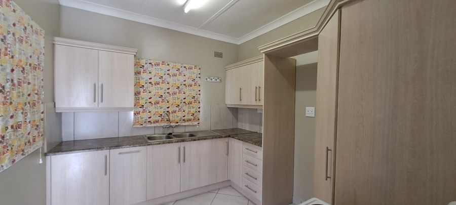 To Let 1 Bedroom Property for Rent in Staffords Hill Free State